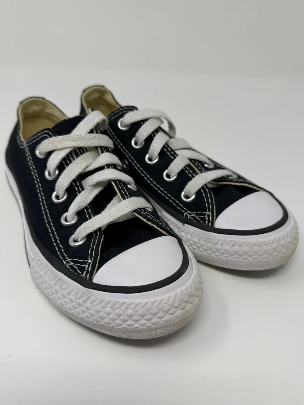 Converse Black and White Canvas Kids Sneakers Sz.11
